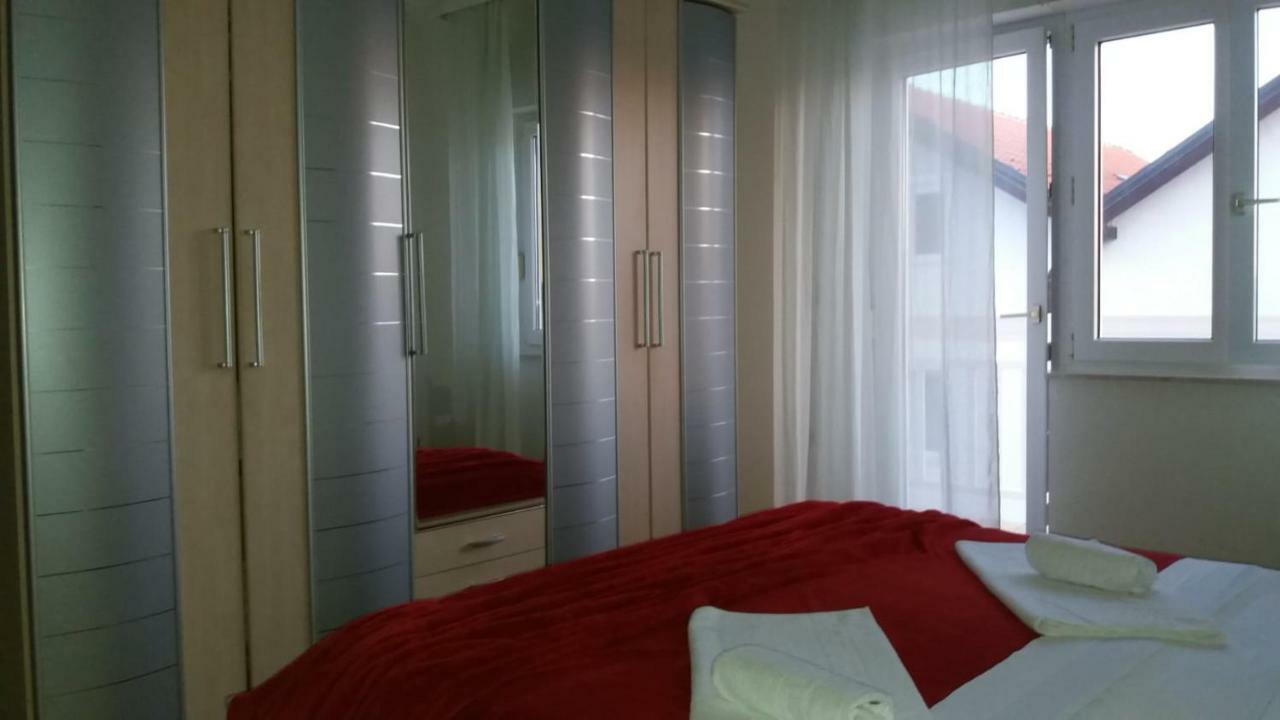 Apartman Teklic Kaštela Kültér fotó