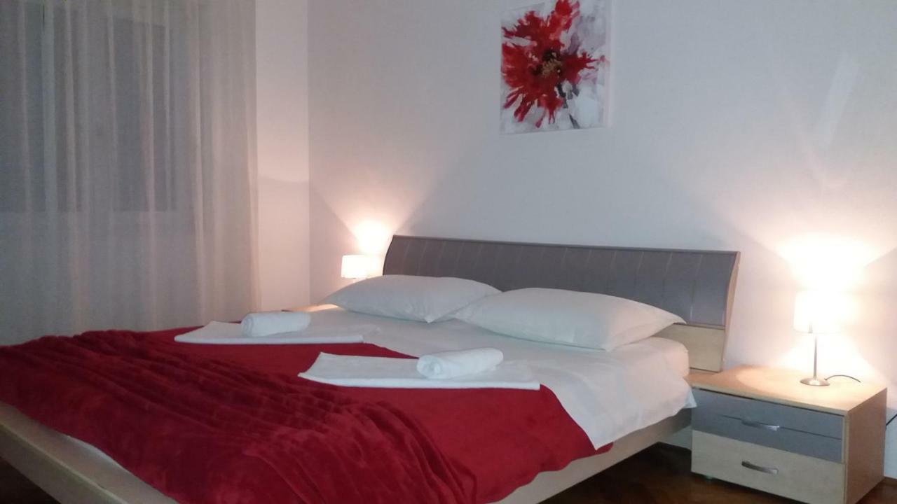Apartman Teklic Kaštela Kültér fotó
