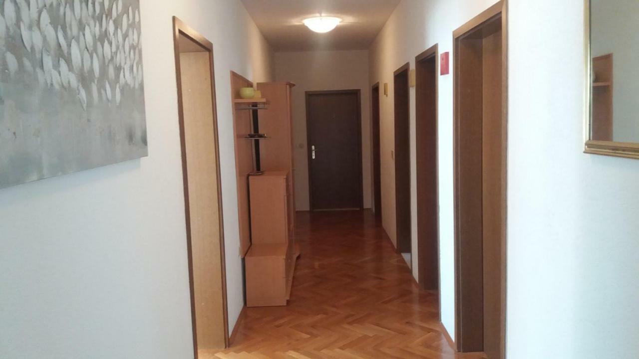 Apartman Teklic Kaštela Kültér fotó